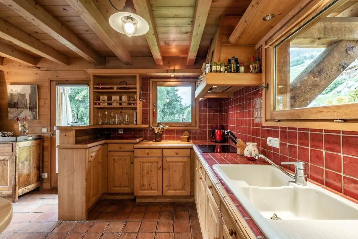 Chalet 5 Minutes Walk From The Center Of Megeve Villa